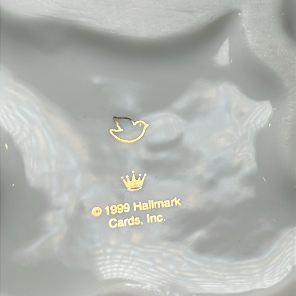 Hallmark Keepsake Melchior The Magi Blessed Nativity Collection Wisemen Vintage - Picture 11 of 14